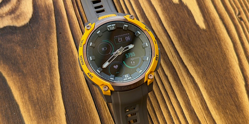 recenze -garmin-instinct-crossover-amoled-ostry-displej-a-mechanicke-rucky-003